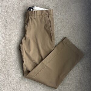 Men’s Emerson Straight Fit Chino - Banana Republic